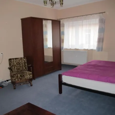 דירה Apartement Mergl קרלובי וארי
